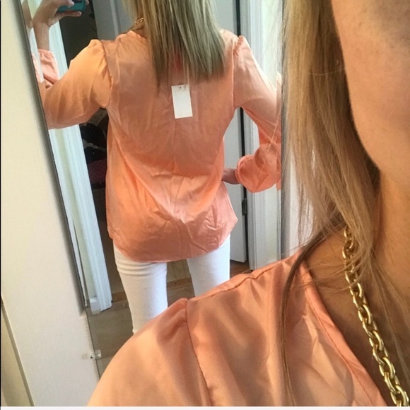 NWT XS Nordstrom Rack Beautiful Coral Color High Low Blouse with Sleeves - Picture 8 of 10